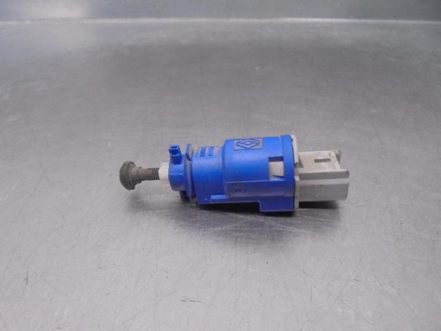 RENAULT 8200276359 Interruptor de embrague comprar Barcelona