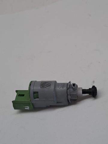 RENAULT 8200276360 Interruptor de embrague comprar Barcelona