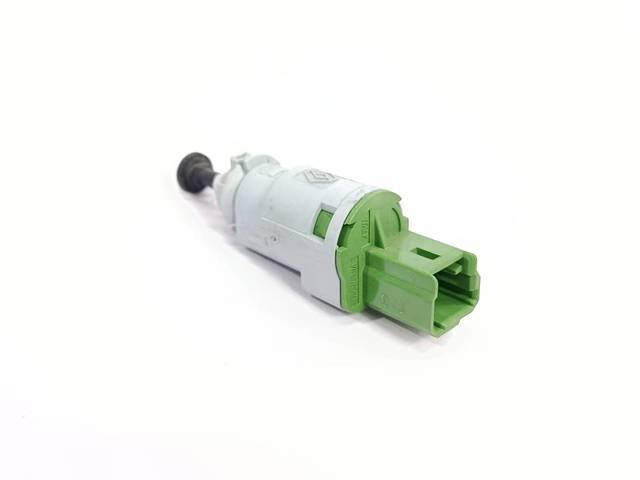 RENAULT 8200276360 Interruptor de embrague  disponible Valladolid