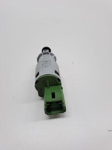 8200276360 Interruptor de embrague  en stock Granada