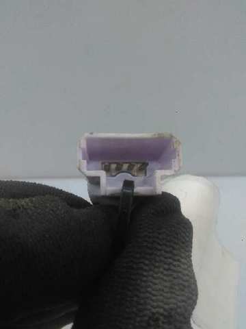 RENAULT 8200276361 Interruptor de luz de freno  disponible España