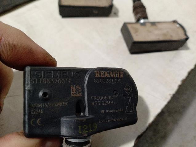 RENAULT 8200281399 Sensor de presión de neumáticos  disponible España