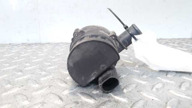 8200285950 RENAULT Bomba de agua eléctrica auxiliar  disponible Ourense