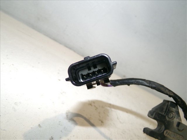 8200289825 Soporte de manija exterior de puertas izquierdas  comprar en Reus