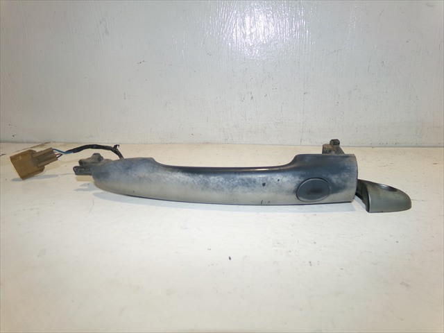 RENAULT 8200289825 Soporte de manija exterior de puertas izquierdas  en stock Terrassa