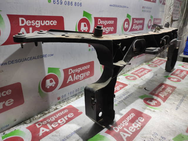8200290143 Soporte de radiador comprar Almería