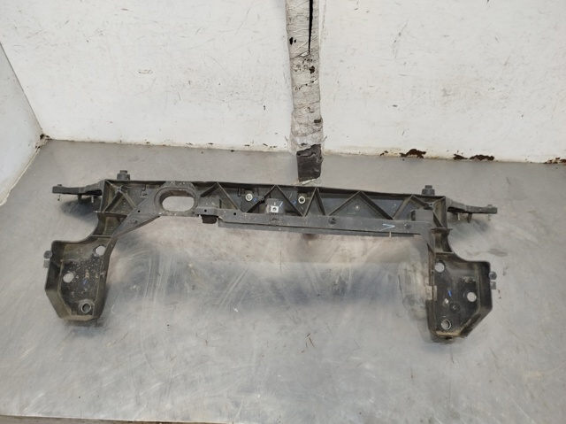 Soporte de radiador completo (panel de montaje para foco) Renault Clio III (2005-2014)