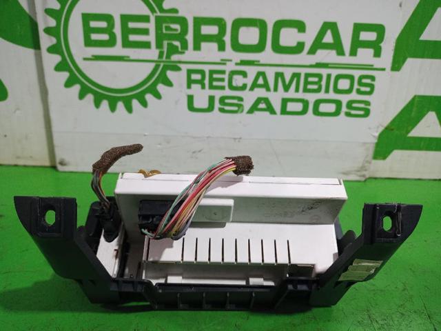 8200290542 RENAULT Pantalla  en stock Córdoba