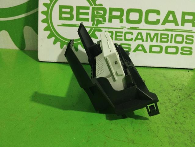 8200290542 Pantalla  en stock Castellón