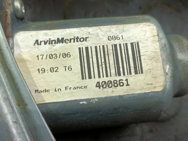 RENAULT 8200291147 Mecanismo de elevalunas delantero derecha  en stock Terrassa
