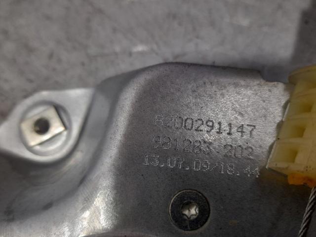 RENAULT 8200291147 Mecanismo de elevalunas delantero derecha  en stock Salamanca