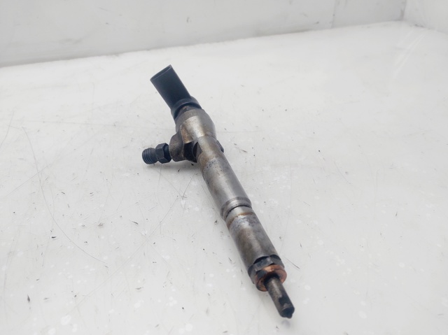 RENAULT 8200294788 Inyector comprar Tarragona