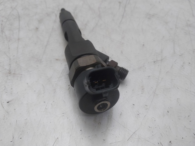 8200296279 Inyector  en stock Sabadell