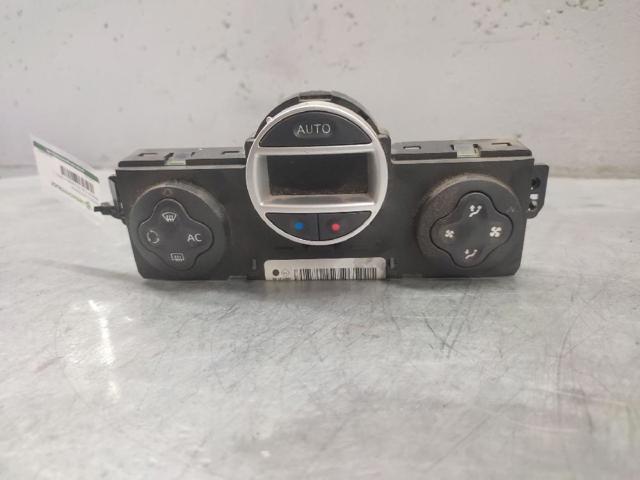 RENAULT 8200296683 Unidad de control aire acondicionado comprar Pamplona