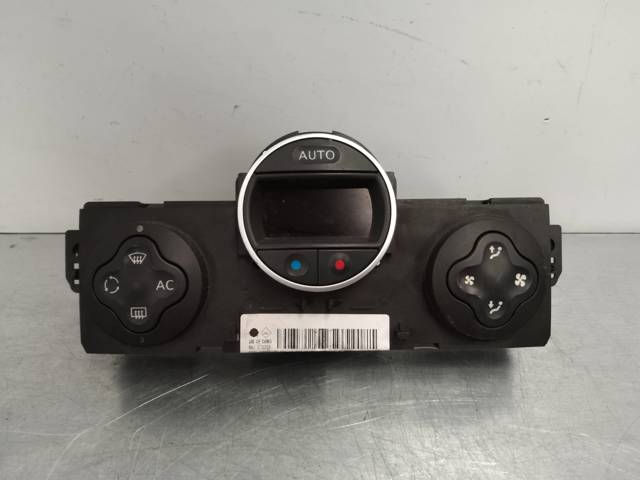 RENAULT 8200296683 Unidad de control aire acondicionado  en stock Terrassa