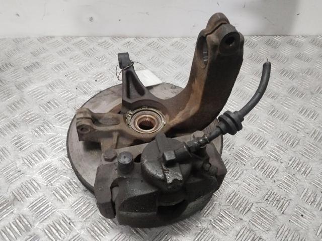 RENAULT 8200297028 Mangueta delantera izquierda  disponible Lugo