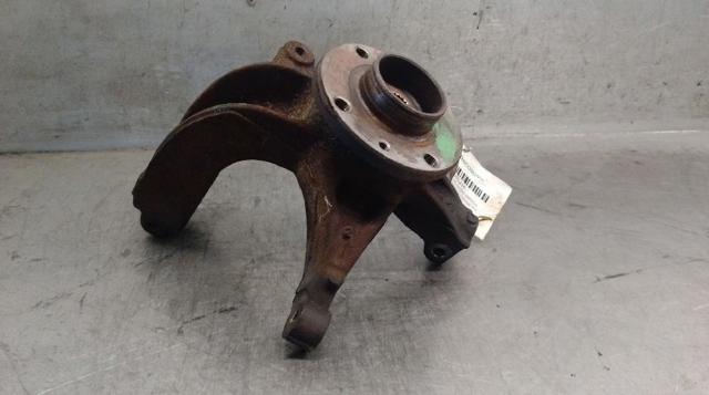 RENAULT 8200297032 Mangueta delantera derecha  en stock Salamanca