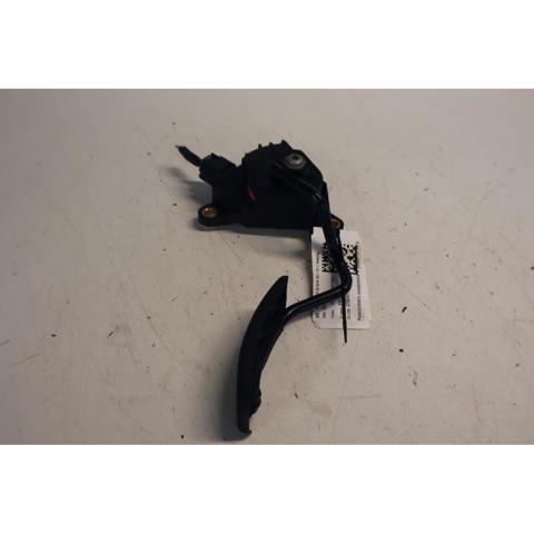 RENAULT 8200297335 Pedal del acelerador  comprar en Ponferrada