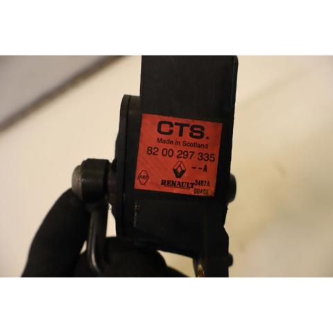8200297335 Pedal del acelerador  comprar en Reus