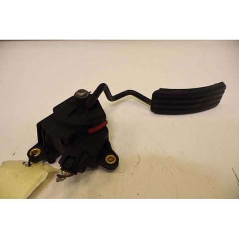 RENAULT 8200297335 Pedal del acelerador  comprar en Murcia