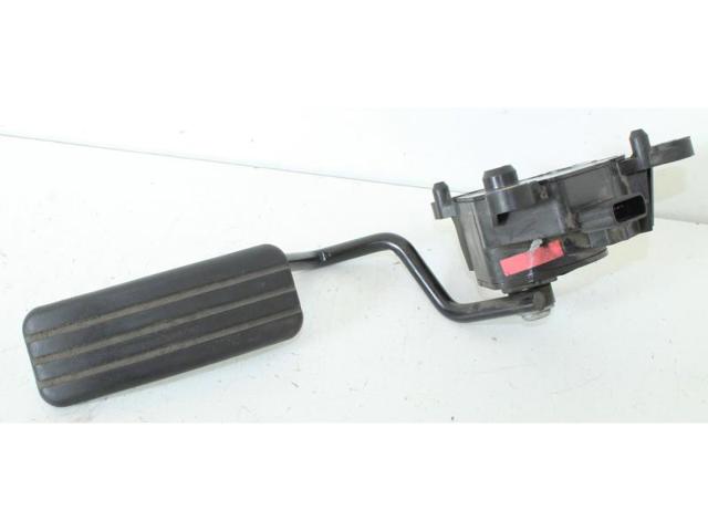 8200297335 RENAULT Pedal del acelerador comprar Alcalá
