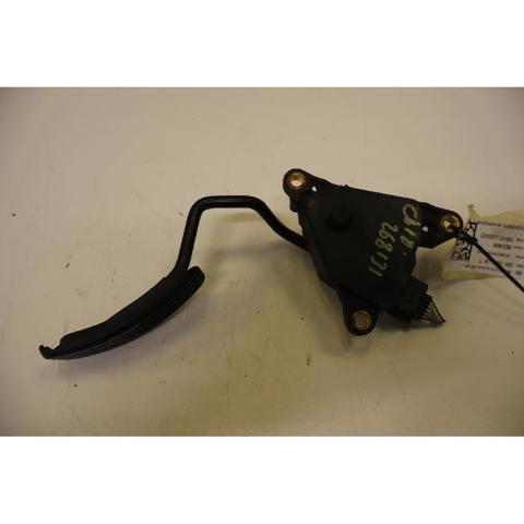 RENAULT 8200297335 Pedal del acelerador  en stock Terrassa