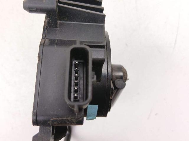 8200297342 Pedal del acelerador  en stock Castellón