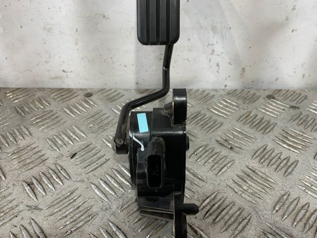 8200297342 RENAULT Pedal del acelerador comprar Madrid