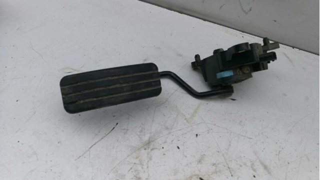 8200297342 RENAULT Pedal del acelerador  disponible Vigo