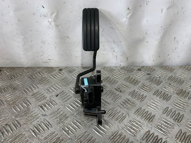 8200297342 Pedal del acelerador  en stock Castellón
