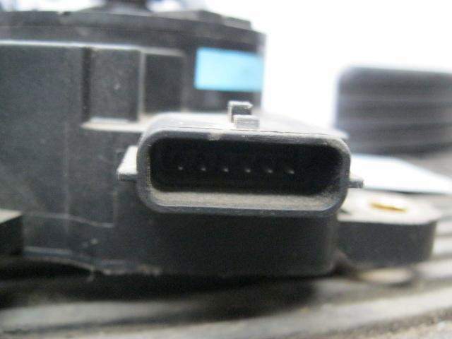 8200297342 RENAULT Pedal del acelerador  comprar en Oviedo