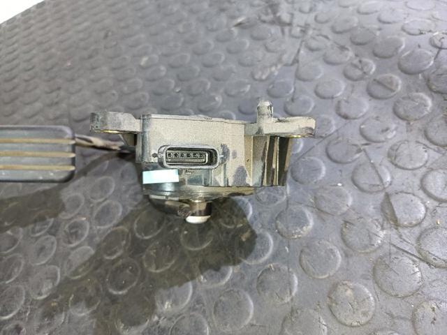 8200297342 RENAULT Pedal del acelerador  comprar en Jaén