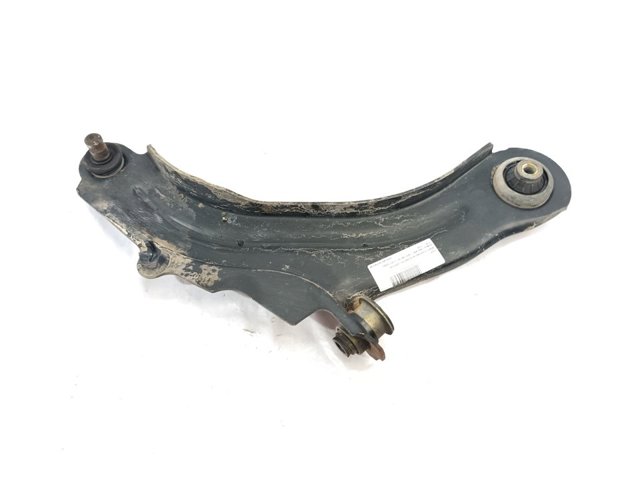 Brazo inferior derecho de la suspensión delantera 8200298455 RENAULT