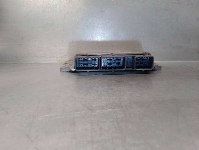 8200298457 Unidad de control del motor (ECU)  comprar en Reus