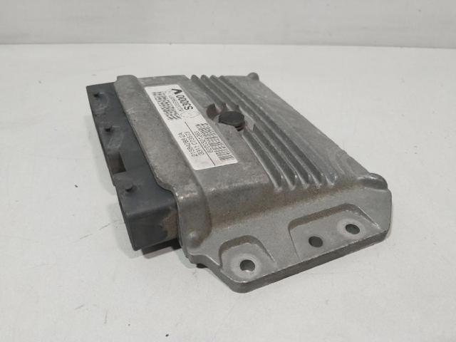 8200298457 RENAULT ECU  en stock Huelva