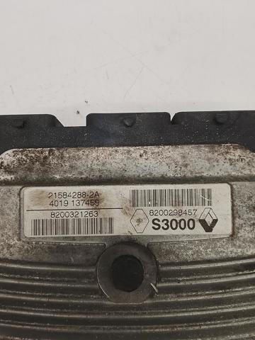 RENAULT 8200298457 Unidad de control del motor (ECU)  comprar en Ponferrada