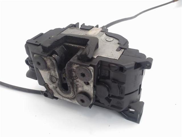 8200300123 Cerradura de puerta delantera izquierda  disponible Málaga