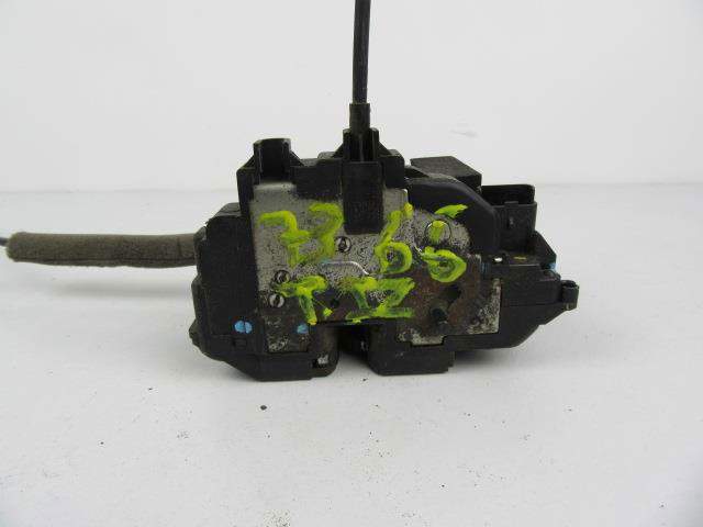 RENAULT 8200300128 Cerradura de puerta trasera izquierda  en stock Valencia