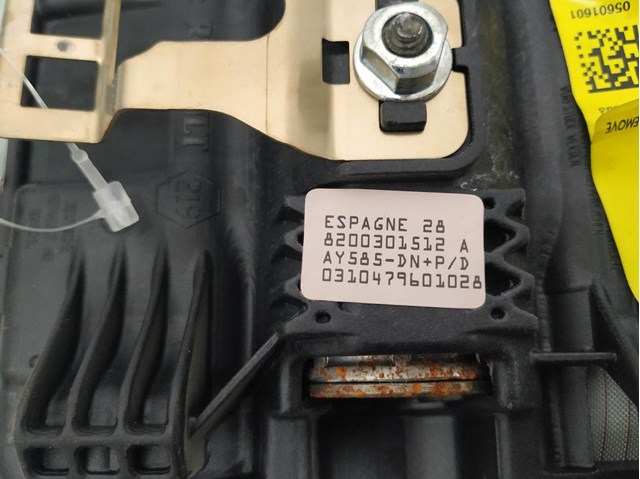Airbag delantero izquierdo para renault megane ii 1.6 16v (bm0c, cm0c) k4m760 8200301512A