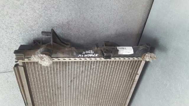 RENAULT 8200302463 Radiador de refrigeración del motor  disponible España