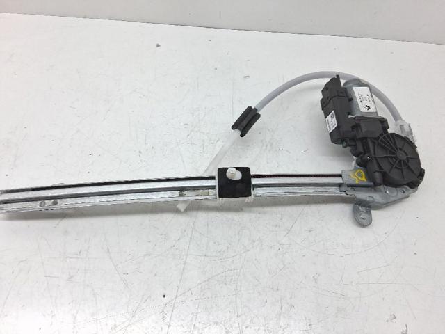 8200305721 RENAULT Mecanismo de elevalunas de la puerta trasera derecha  en stock Gandía