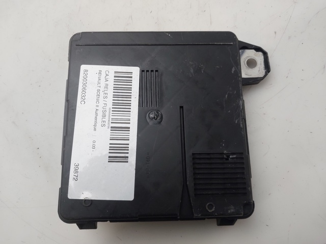 8200306032C RENAULT Caja de fusibles  en stock Gandía
