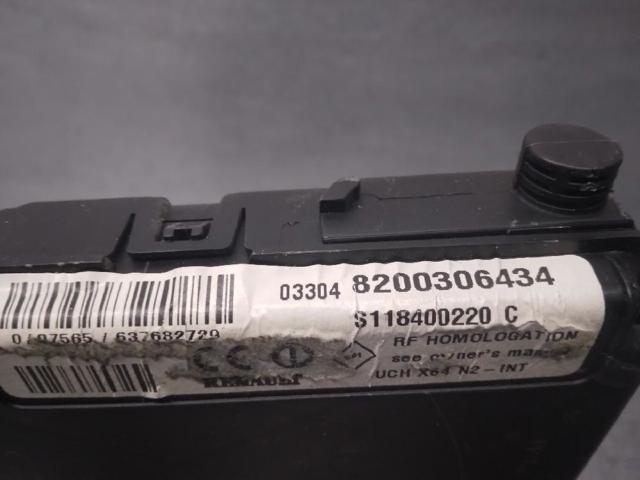 RENAULT 8200306434 Caja de fusibles comprar Tarragona