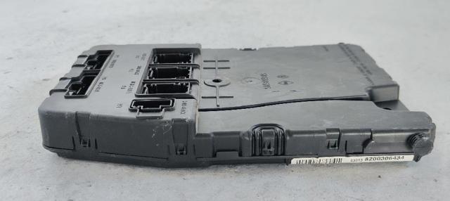 RENAULT 8200306434 Caja de fusibles  en stock Salamanca