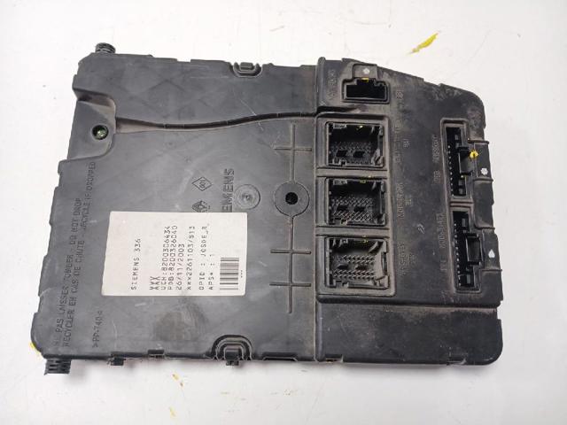 8200306434 RENAULT Caja de fusibles comprar Bilbao