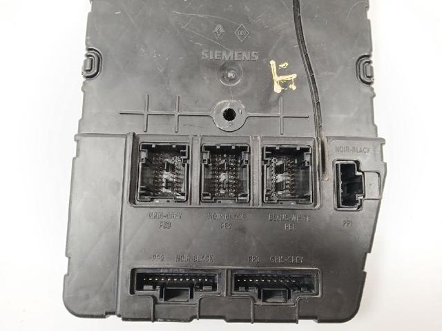 8200306434 Caja de fusibles  disponible Burgos