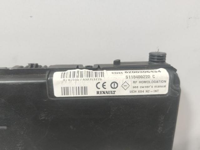 8200306434 Caja de fusibles  comprar en Zaragoza