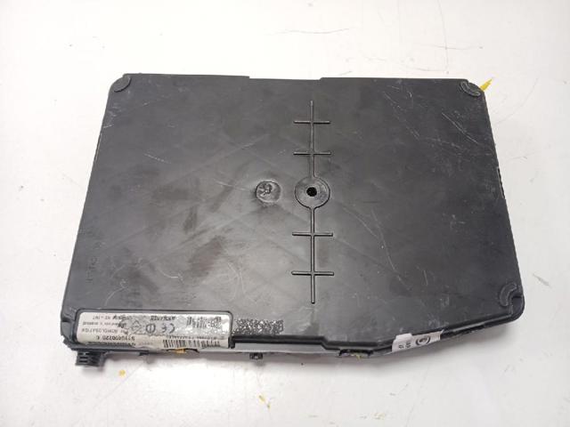 RENAULT 8200306434 Caja de fusibles  en stock Terrassa