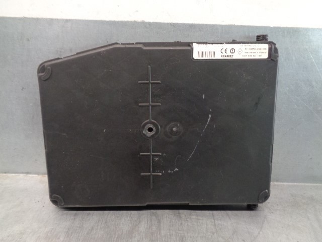 8200306434 RENAULT Caja de fusibles  comprar en Lleida