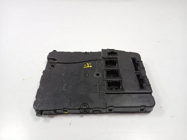 8200306434 RENAULT Caja de fusibles  en stock Gandía